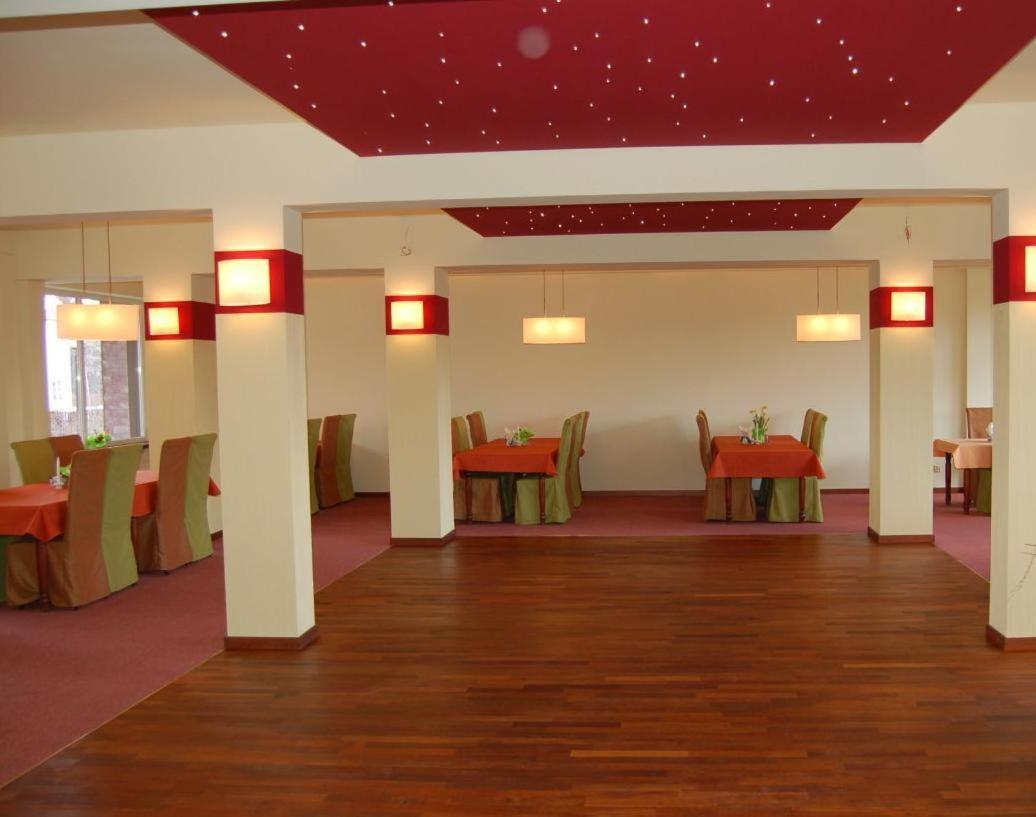 Hotel Europa Gizycko Luaran gambar
